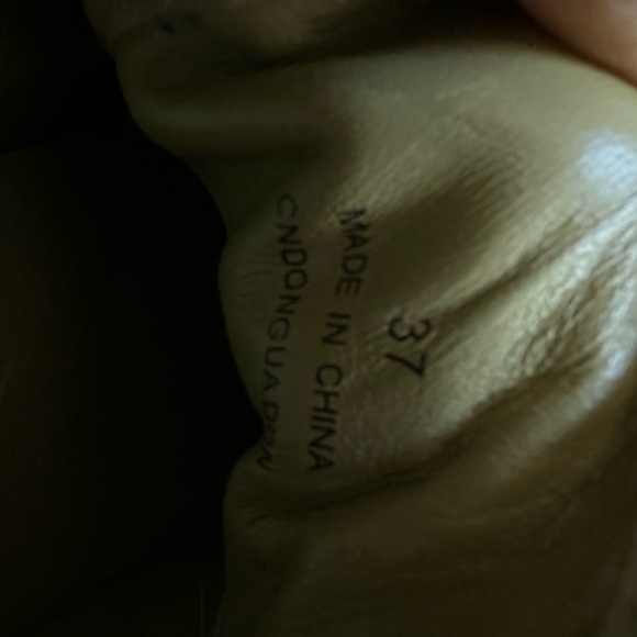 BURBERRY LOGO SNEAKERS GABARDINE BEIGE ICONIC STRIPE LOGO RED 6.5/37 Authentic - Picture 6 of 8